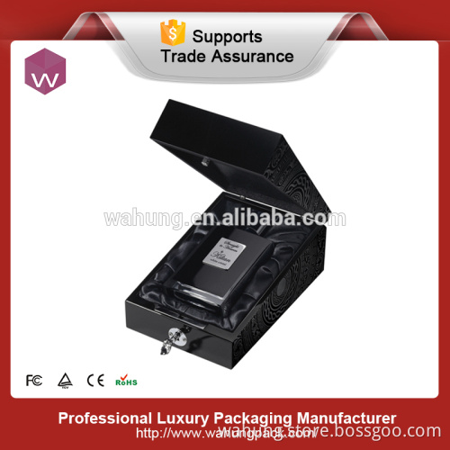 Elegant black wooden perfume packaging box for perfume bottle